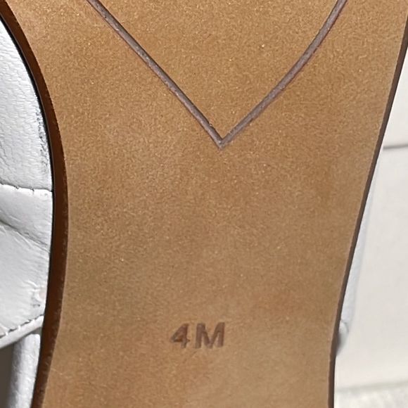 Halogen “Lila” Studded Bow White Leather Sling-Back Pumps - Size 4M - Picture 12 of 14